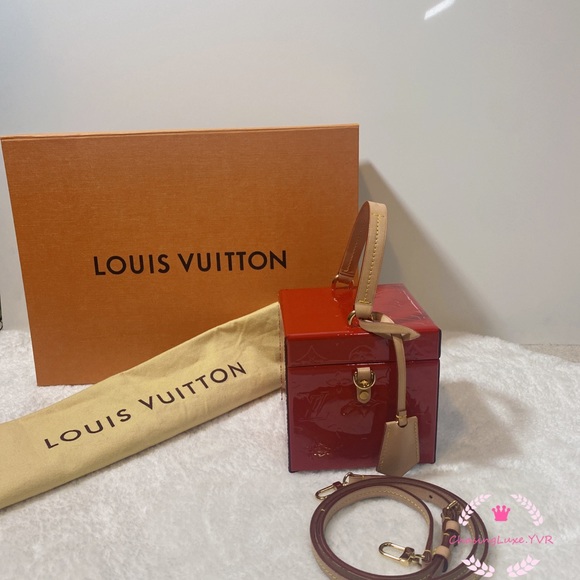 Louis Vuitton Bleecker Box - Picture 2 of 6